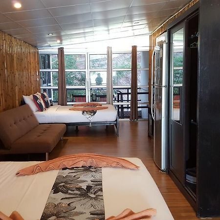 Zone6 Coworking Beach Apartment Old 2W Beach Hostel, Koh Samui Bophut Exteriör bild