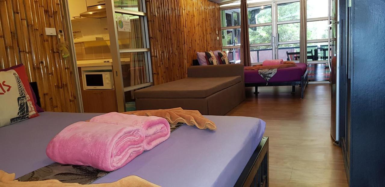 Zone6 Coworking Beach Apartment Old 2W Beach Hostel, Koh Samui Bophut Exteriör bild