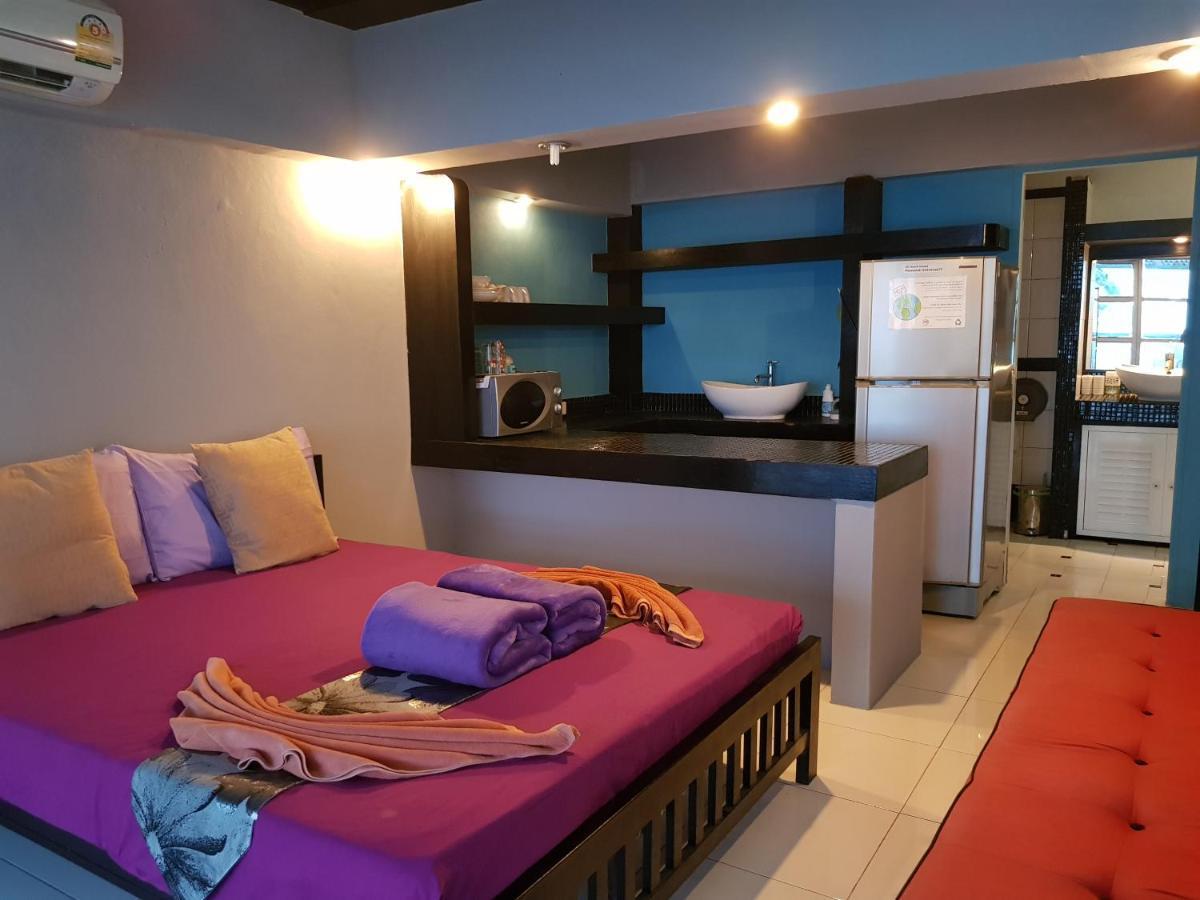 Zone6 Coworking Beach Apartment Old 2W Beach Hostel, Koh Samui Bophut Exteriör bild