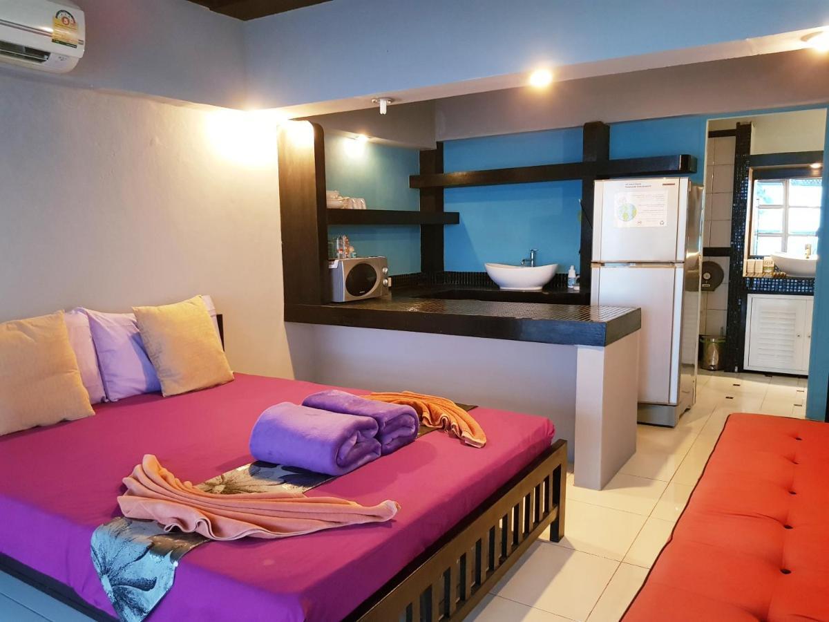 Zone6 Coworking Beach Apartment Old 2W Beach Hostel, Koh Samui Bophut Exteriör bild